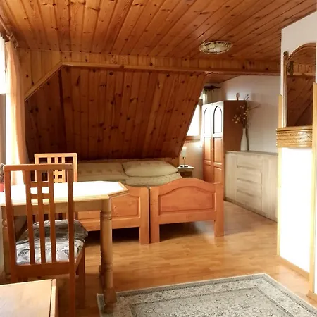 Pod Bukem Appartement *