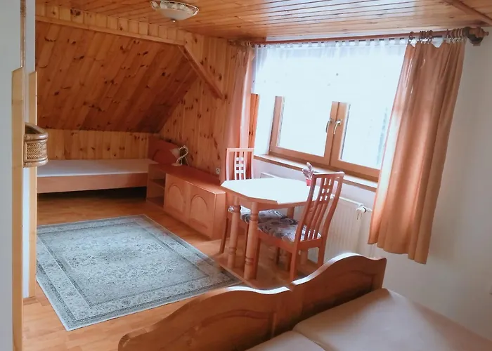 Pod Bukem Apartamento Bystrice (Moravia-Silesia)